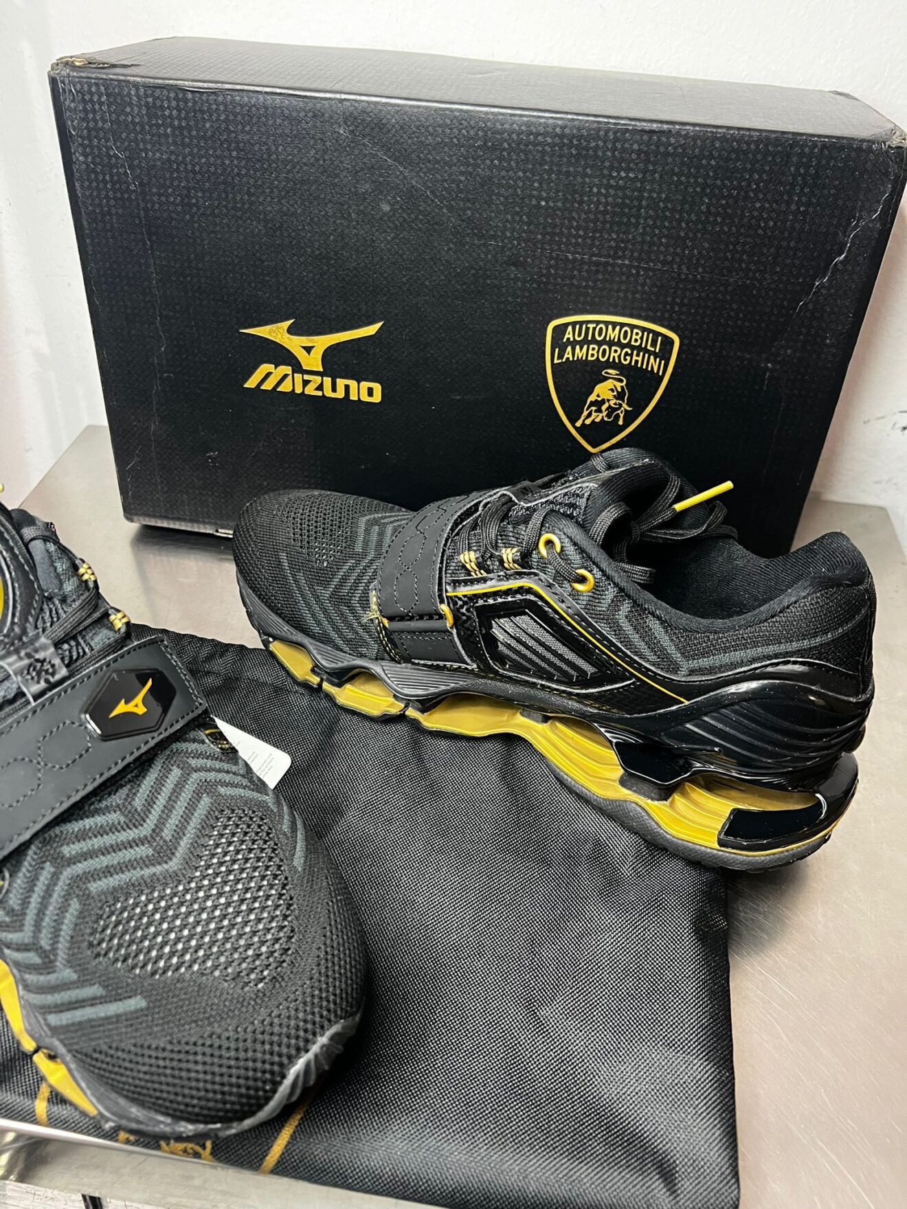 mizuno lamborghini tenjin 4